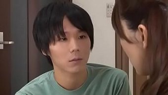 妈妈在取悦儿子方面的...