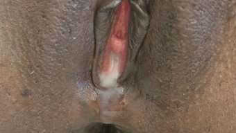 非洲女友被舔和操的自制视频