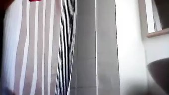毛茸茸的拉丁美女的秘...