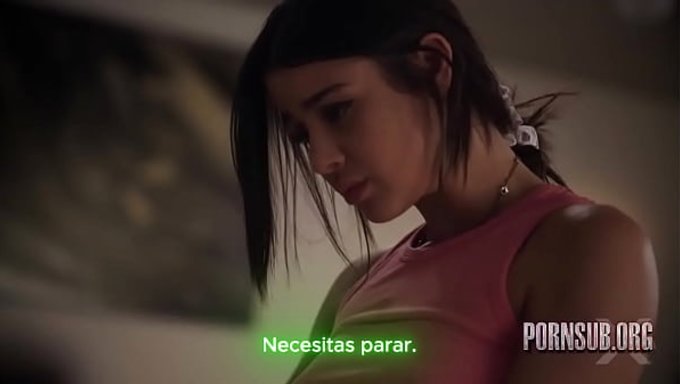 你能让我跑吗?在一场火辣的西班牙大战中,Kylie Rocket和ryan Driller激情上演。