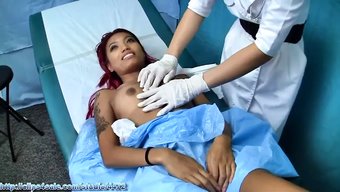 亚洲少女享受喷射高潮