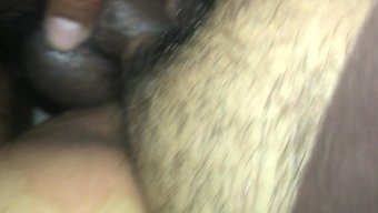 老公和老婆毛茸茸的小...