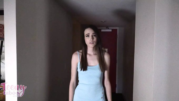 少女布鲁克·约翰逊用她的阴道让继父回家