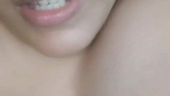 印尼直播:妮雅最热辣的时刻