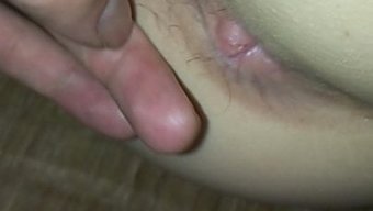 中国女孩在性爱中被捆...