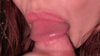 出轨的学生被精液填满嘴巴