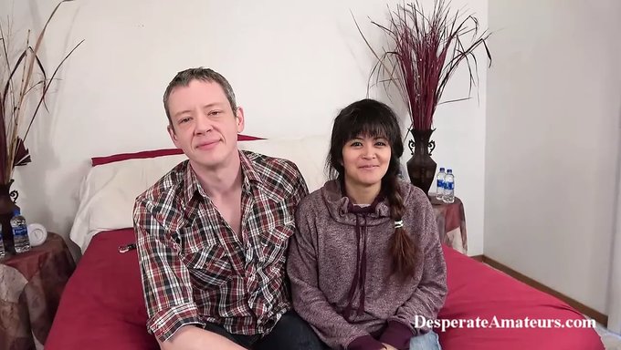 原始试镜的合集,特色是绝望的业余人士为了钱而进行激烈的性爱