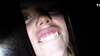 偷窥洞的婊子在这部露...