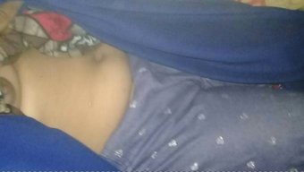 孟加拉熟女在公车上被男友操