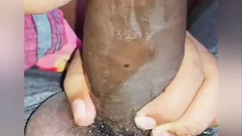 大学女孩给她的印度情...