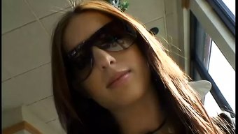 跨种族美女享受深度插...
