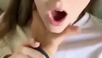 出轨女友的秘密约会与...