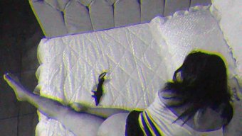 年轻的继女经历了一次...