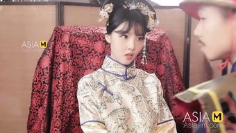 少女(18+)业余爱...