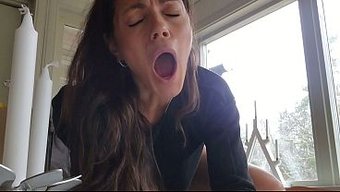 骚气十足的熟妇ang...