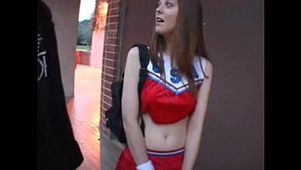 大学女孩scarle...