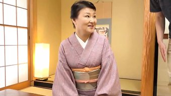 美月的生日惊喜:亚洲...