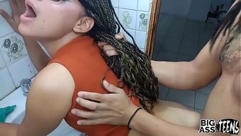 我欲火焚身,用大屁股...