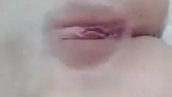 18岁的亚洲女孩在摄...