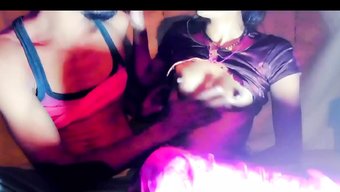 紧身的少女被前男友的...