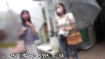 敏感的肌肤和情色按摩...