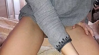 拥有大自然乳房的性感...