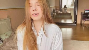 绝色女孩达到高潮的软核视频