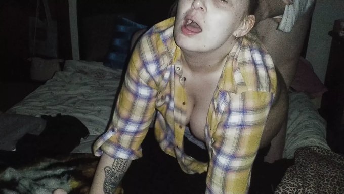 大自然的巨乳从后面被操 - Sinlustcouple