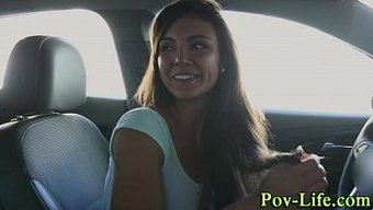 年轻女孩的pov手淫...