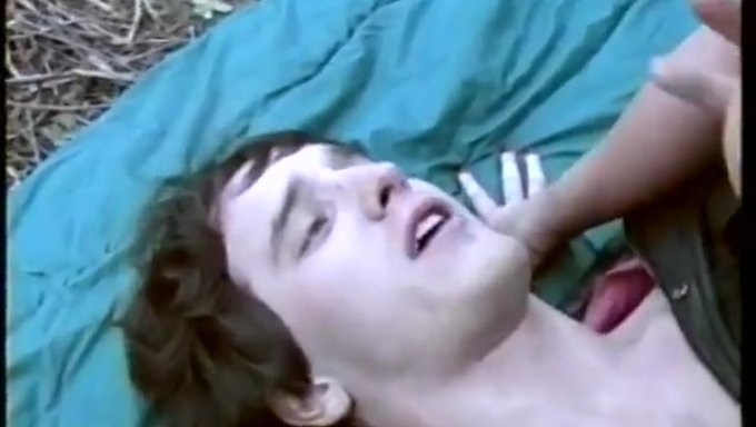 复古的熟女被脸部操和狠狠地操