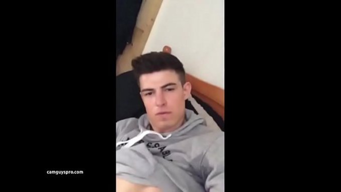 火辣的网络摄像头动作:Gay Camguyspro.Com的大量射精。