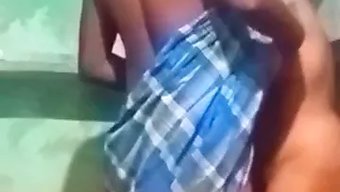 印度妻子与阿姨的自制...