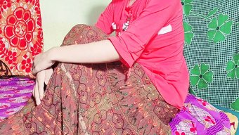 印度18岁少女手淫并...