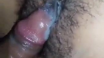 成熟的阿拉伯女人被操并射精