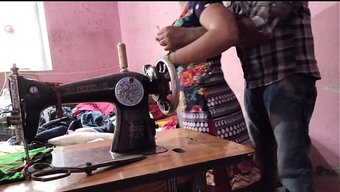 一个火辣的印度嫂子被...