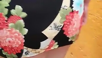 穿着连裤袜的超级性感...