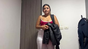继母正和她的继子激情...