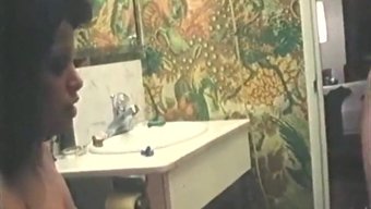 与诱人的妻子的经典粗暴性爱