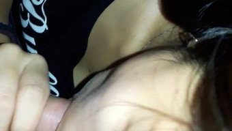 新加坡女孩口交