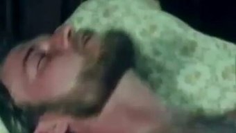 经典视频,情人享受经...
