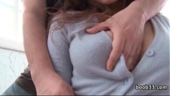 绝对惊人的乳房