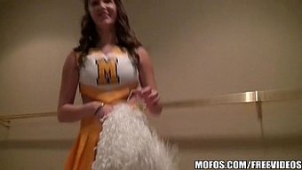 啦啦队长holly的...