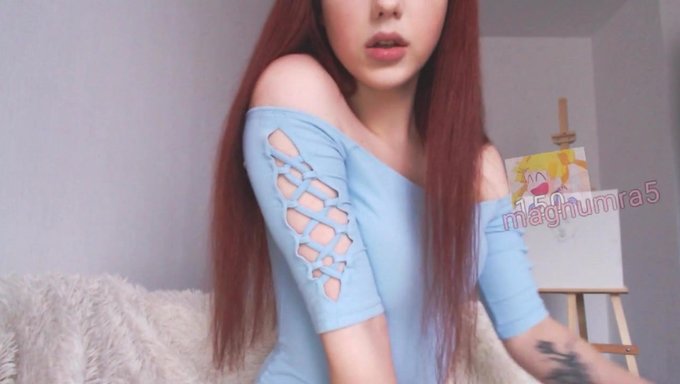 美丽的人妖婊子在惊人的变性人视频中
