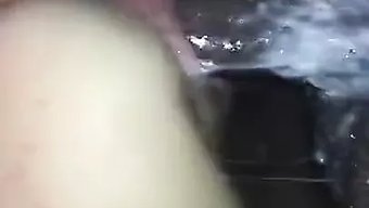 少女在业余视频中被猛烈地操