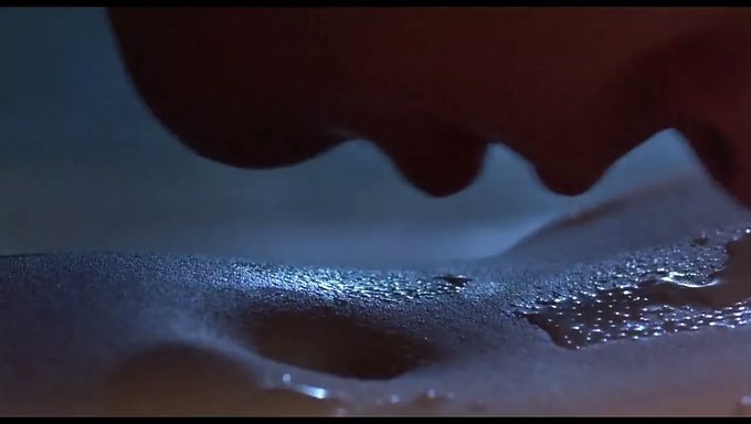 狂野的兰花 - Carre Otis的1989年最佳性爱场景