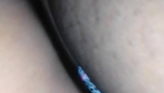 毛茸茸的成熟女孩在群...