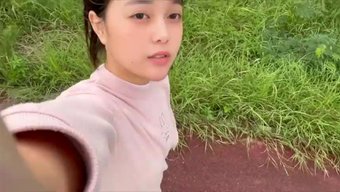 大学生生活中的一天包...