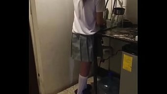 家庭自拍视频,我享受...