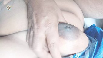 大屁股的印度宝贝变得...