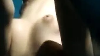 大鸡巴男人在浪漫的视...